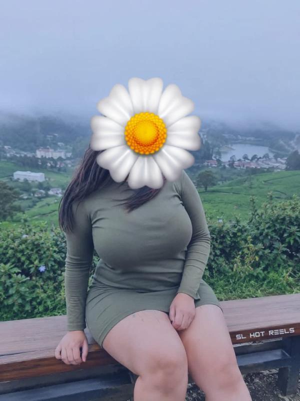 Image of හිරූ ❤️ 30 Years Hot & Experienced Lady 🔥