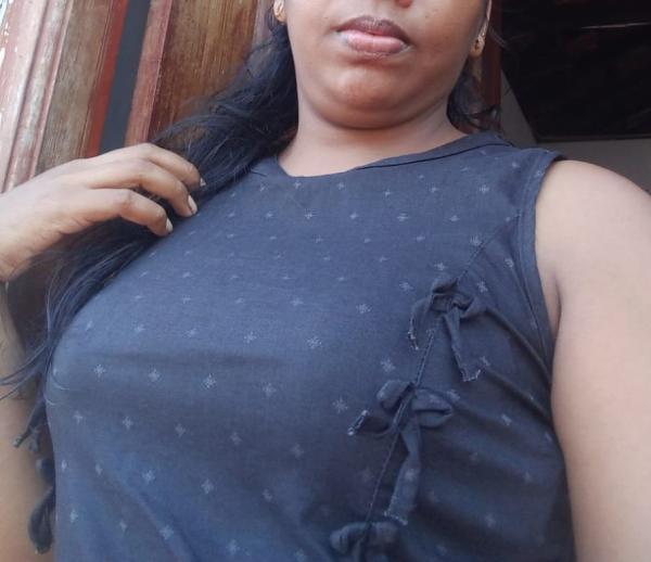 Image of ❤️‍🔥Genuine Hot Live Show With out face ❤️‍🔥vinu Loving and friendly girl 💚